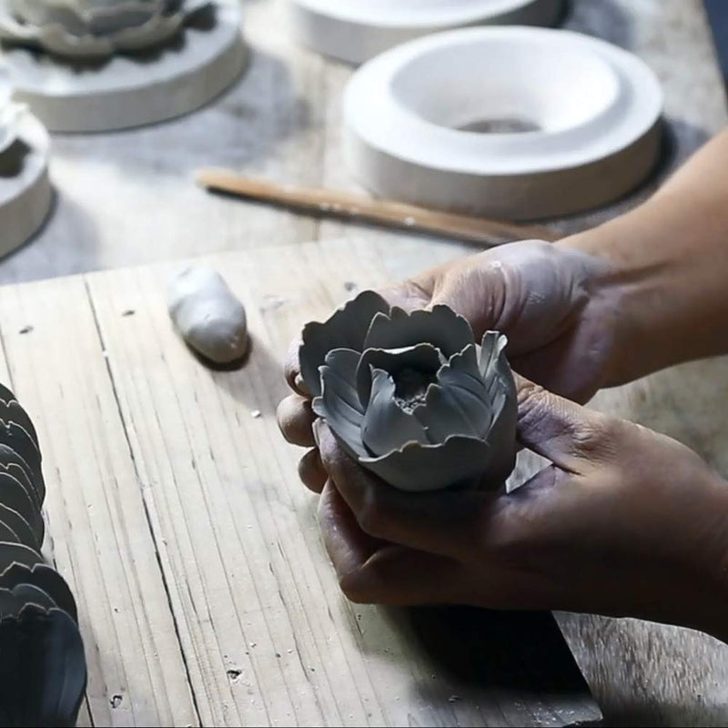 NewNest Australia - Insiswiner Ceramic Decorative Flowers 3D Wall Hanging Decor Blue Camellia 3.15" 