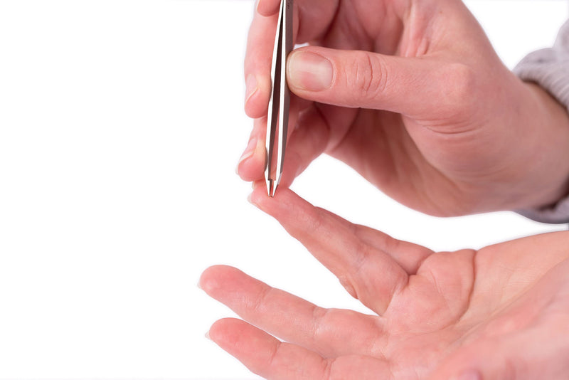 Faude combination tweezers - pointed tweezers for splinters, and eyebrow tweezers for ingrown and fine hairs in one (stainless steel). - NewNest Australia
