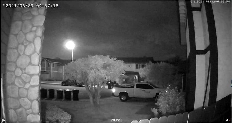 TIGERSECU Super HD 1080P Hybrid 4-in-1 Security Camera with OSD Switch, for TVI/CVI/AHD/D1 DVR, Weatherproof for Indoor/Outdoor Use (Power Supply and Coaxial Cable Sold Separately) - NewNest Australia