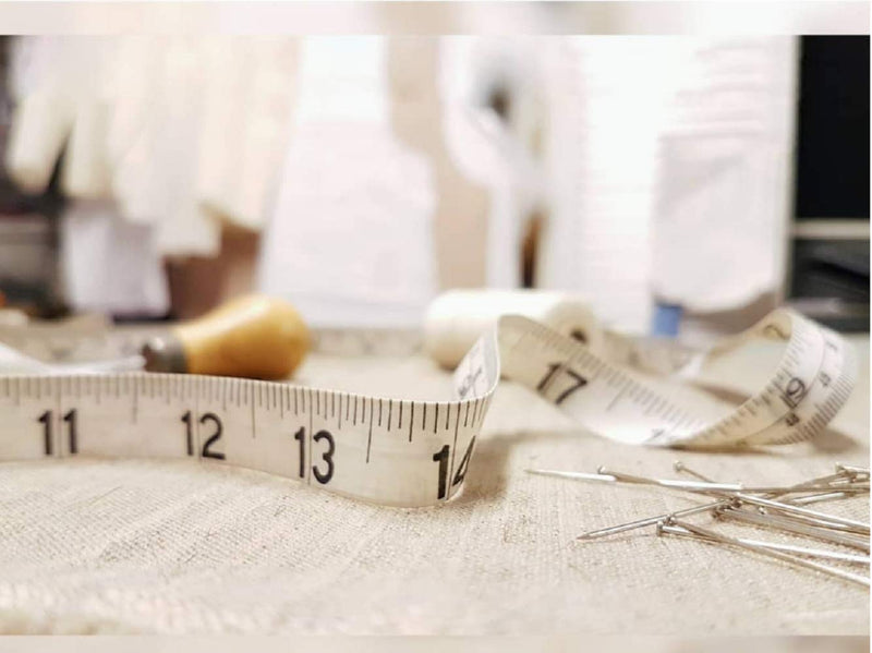 Soft Tape Measure Double Scale Body Sewing Flexible Ruler for Weight Loss Medical Body Measurement Sewing Tailor Craft Vinyl Ruler, Has Centimetre Scale on Reverse Side 60-inch（White） - NewNest Australia