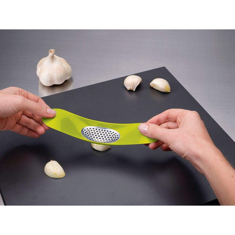 NewNest Australia - Joseph Joseph Garlic Rocker Crusher Mincer Press Plastic Dishwasher Safe, Green 