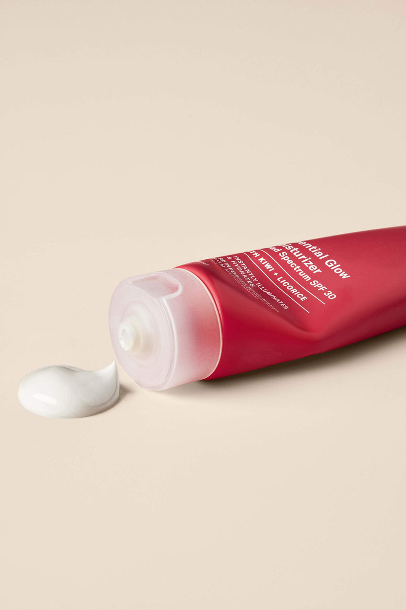 Paula’s Choice Defense Glow Moisturiser SPF 30 - Mineral Day Face Cream Hydrates & Protects Against Pollution - Skin Brightening & Nourishing with Argan Oil - All Skin Types - 60 ml - NewNest Australia