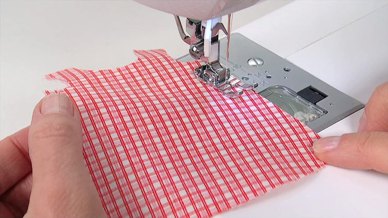 SINGER | Quarter Inch Piecing Presser Foot, Creates Perfect 1/4 Inch Seams, Great for Quilting, Baby & Doll Clothes - Sewing Made Easy - NewNest Australia