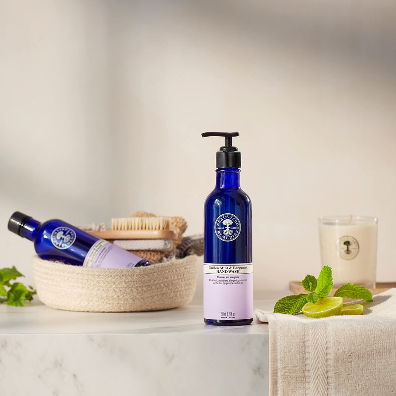 Neal’s Yard Remedies Garden Mint & Bergamot Hand Wash – No Pump | Organic Hand Wash with Organic Garden Mint and Bergamot Essential Oils | Vegan Hand Wash Made with Organic Ingredients | 200ml - NewNest Australia