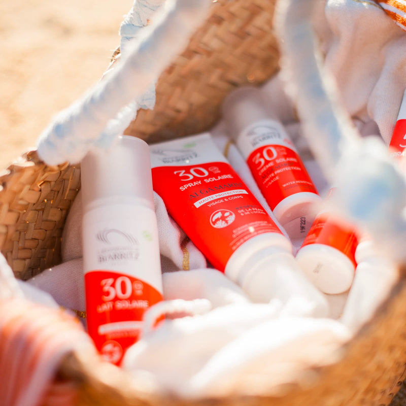 Laboratoires de Biarritz - Sun spray SPF50+ ALGA MARIS® organic certified - Face and body - For babies, children and adults - Light fluid texture - 100ml - Made in France SPF50+ 100.00 ml (pack of 1) - NewNest Australia