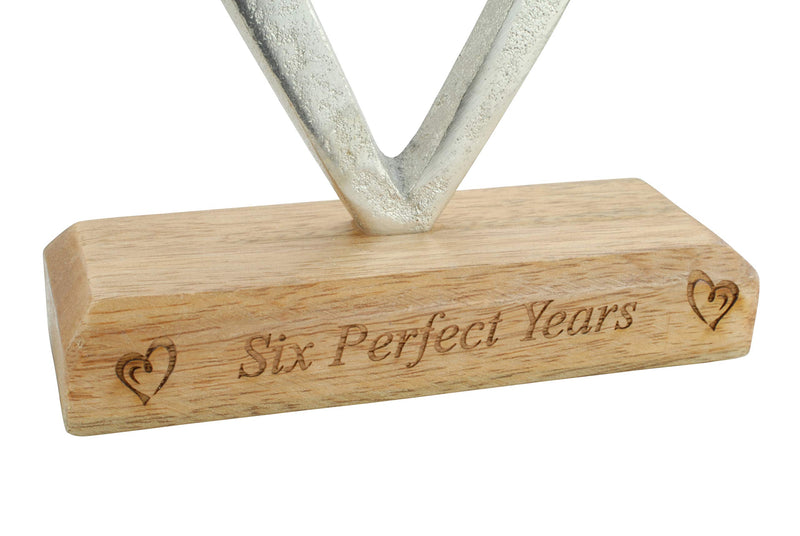 NewNest Australia - Six Perfect Years 6th Anniversary Rustic Metal Heart Decoration – Free Standing Aluminium & Wooden Decoration (hssperf-6) 