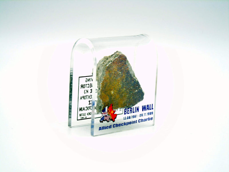 NewNest Australia - Original Piece of The Berlin Wall in Checkpoint Charlie Motive Souvenir in Acrylic Display (2" x2") 