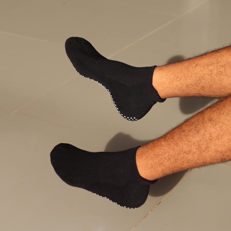 RATIVE Anti Slip Non Skid Barre Yoga Pilates Hospital Socks with grips for Adults Men Women Small 3-pairs/Black - NewNest Australia