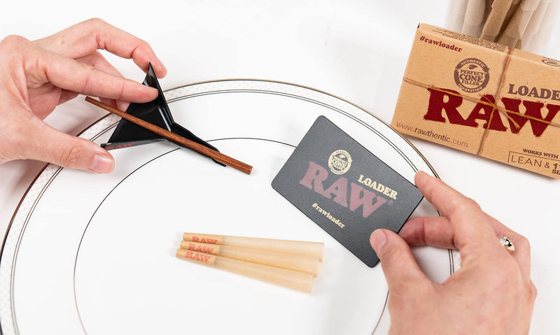 RAW Cone Loader for 1 ¼ Size & Lean Size Pre Rolled Cones - Easily fill up your RAW Pre Rolled Cones & Rolling Papers No Expertise Required - NewNest Australia