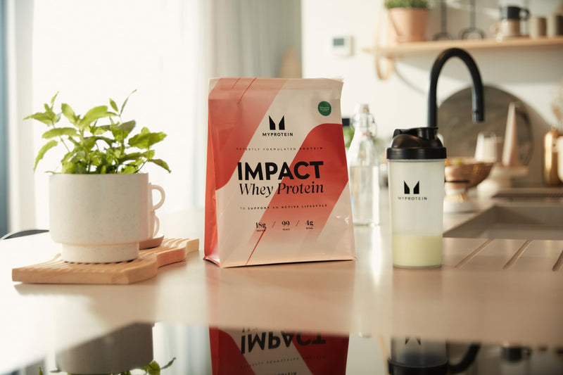 Myprotein Impact Whey Protein Natural Chocolate 1000g Natural Chocolate 1 kg (Pack of 1) - NewNest Australia