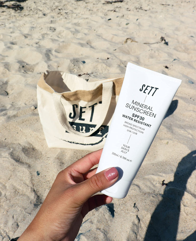 SETT SPF30 Reef Safe 100% Mineral Sunscreen 200ml. Rubs into skin clear. - NewNest Australia