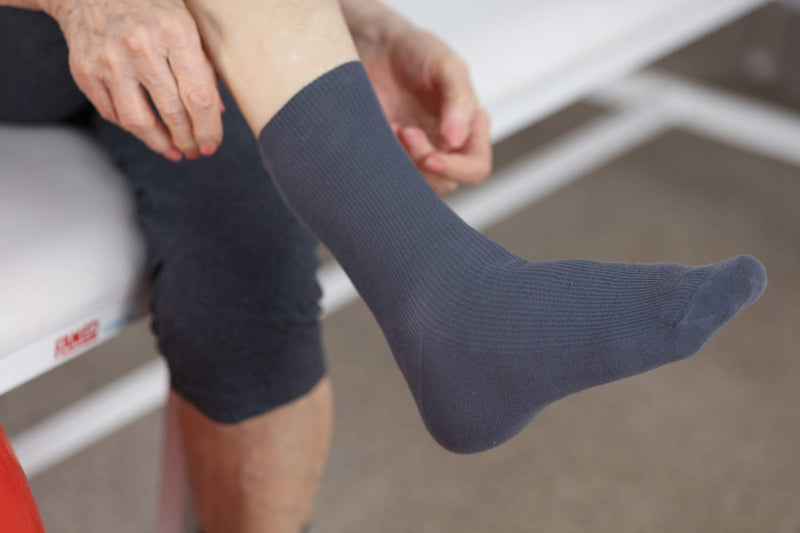 8 pairs of DIABETIC Non-Elastic Cotton Socks for SWOLLEN FEET for Mens & Womens 5.5-7 Black - NewNest Australia