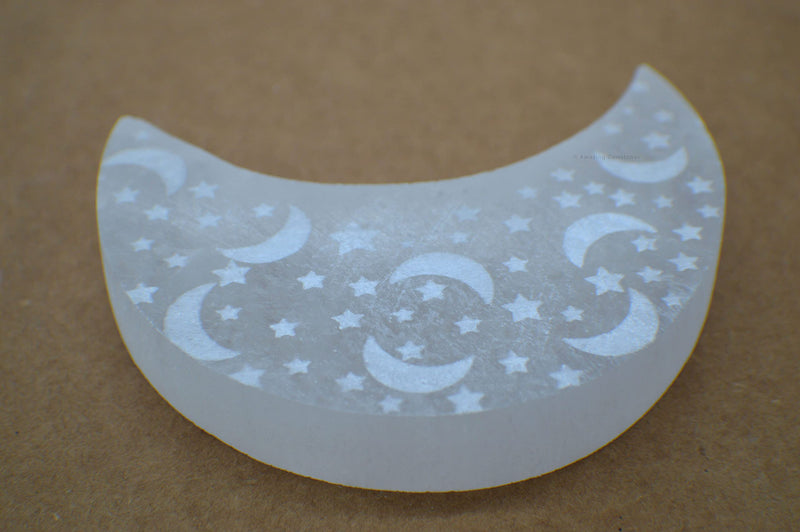 Selenite Crystal Charging Plate For Crystals And Healing Stones, 4.3" Selenite Crystal Plate Engraved Crescent Moon & Star Coaster For Home Office Table Decor (Selenite Moon Disc) - NewNest Australia