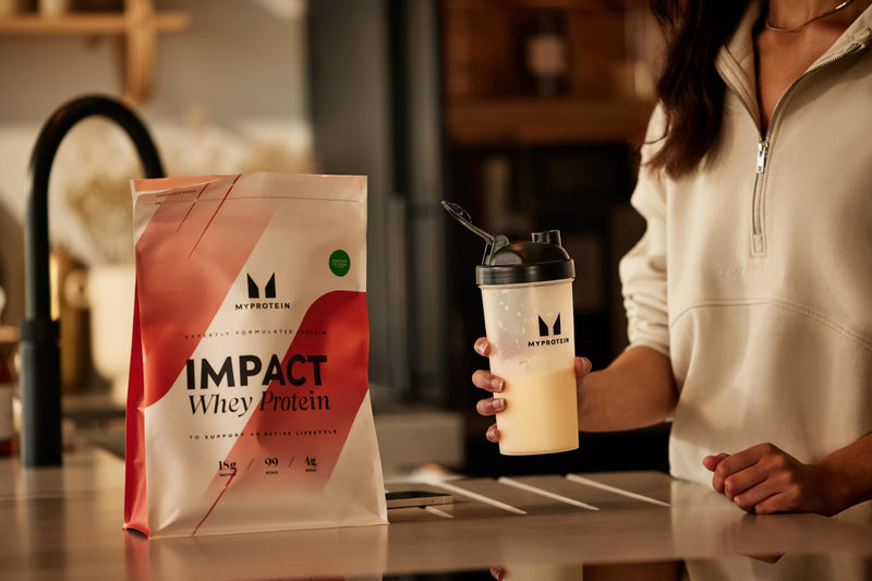 MyProtein Impact Whey Protein Vanilla, 1000g vanilla 1 kg (pack of 1) - NewNest Australia