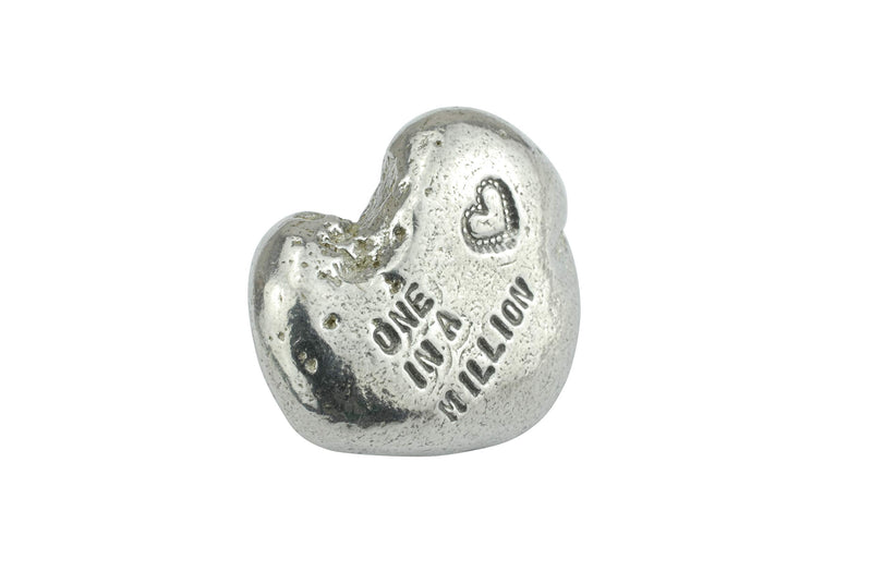 NewNest Australia - 3rd Your My One in A Million Gift - 3rd Anniversary Metal Heart Pebble Gift -Keep My Heart Close 