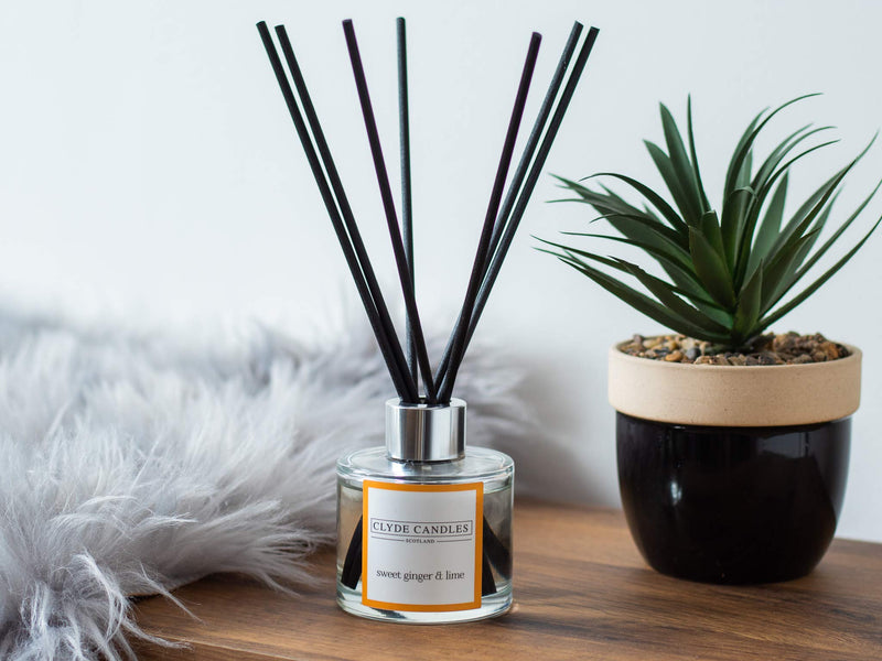 Clyde Candles Sweet Ginger & Lime Reed Diffuser, Luxury Diffuser Oil with a Set of 7 Fibre Sticks, Best Aroma Scent for Home, Kitchen, Living Room, Bathroom. Fragrance Diffusers set with sticks - NewNest Australia