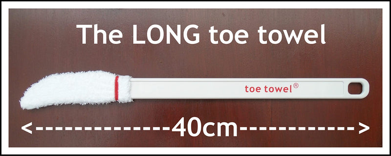 Long handle foot brush - toe towel - foot care aid - CLEAN + DRY between ALL YOUR TOES . Removes GERMS which cause itchy, sore toes, discoloured toenails - Very Useful ! - NewNest Australia