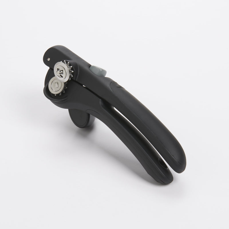 NewNest Australia - OXO Good Grips Snap Lock Can Opener 