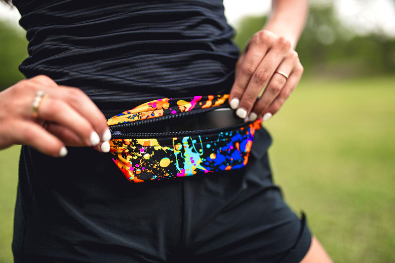 SPIbelt Large Pocket Running Belt for Adults, Expandable Pocket, Adjustable Waist, No Bounce, Fuchsia with Black Zipper - NewNest Australia