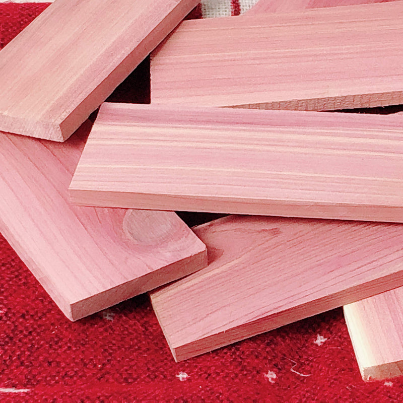 NewNest Australia - Cedar Space Cedar Blocks for Closet Storage, 100% Nature Aromatic Red Ceder Blocks Cedar Planks 16 Pcs 