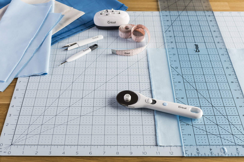 Cricut Rotary Cutter - Rotary Cutter for Fabric, Sewing and Quilting Projects - Compatible For Both Right- and Left-Handed Use - [45mm] 45MM - NewNest Australia