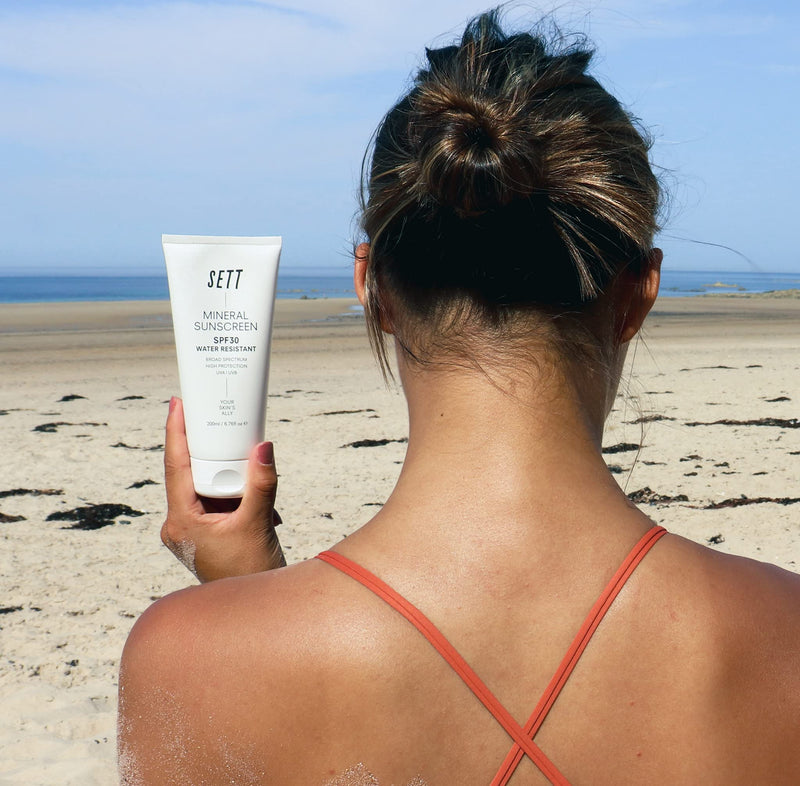 SETT SPF30 Reef Safe 100% Mineral Sunscreen 200ml. Rubs into skin clear. - NewNest Australia