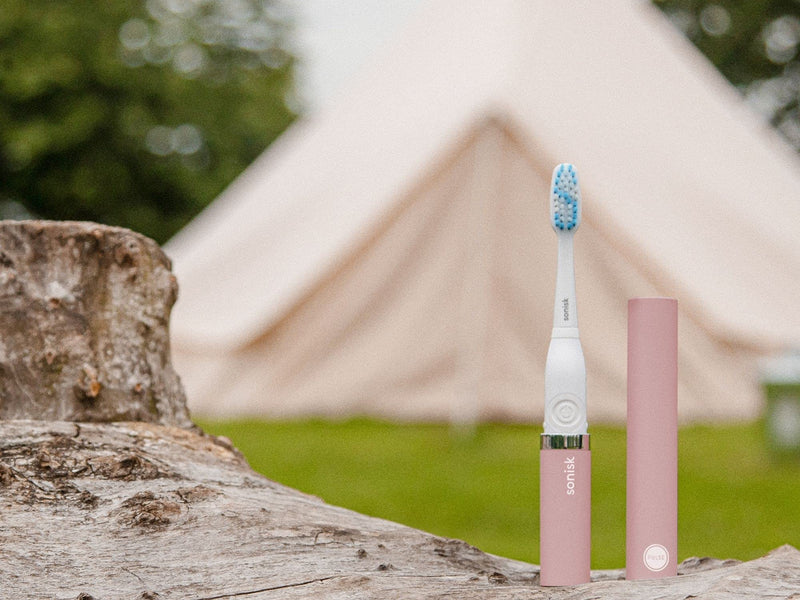 Sonisk Pulse | Battery Powered Electric Toothbrush | Sonic Technology | 1x Battery, 2X Brush Heads, 1x Travel Case Included | 31,000 Strokes Per Minute | Antimicrobial | Portable Size | Dusty Pink - NewNest Australia