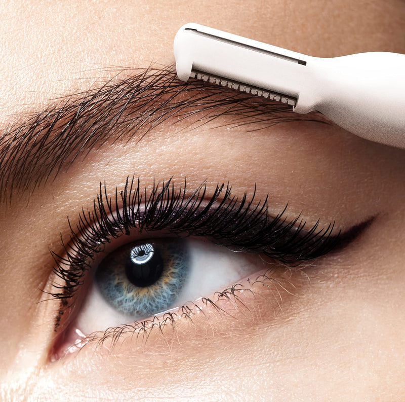 Wahl Ladies Precision Eyebrow Shaper, Women's Eyebrows Trimming, Rinseable Head, Battery-Operated Trimmer for Women, Painless Hair Removal, Trim Intricate Areas - NewNest Australia