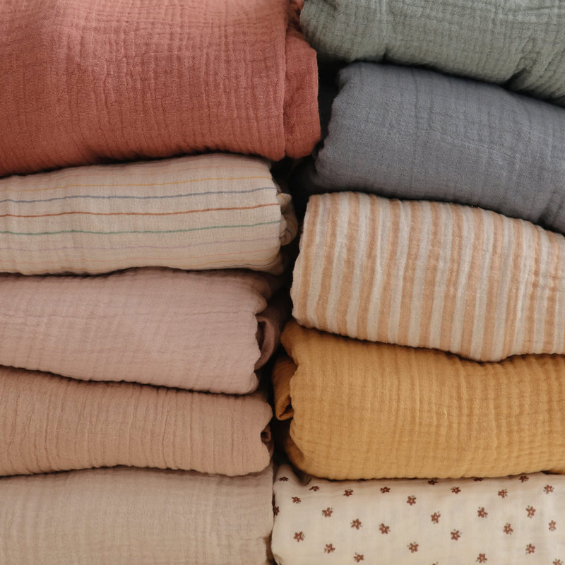 mushie Extra Soft Mini Muslin Fitted Crib Sheet | 24"x 38" (Bloom) Bloom - NewNest Australia