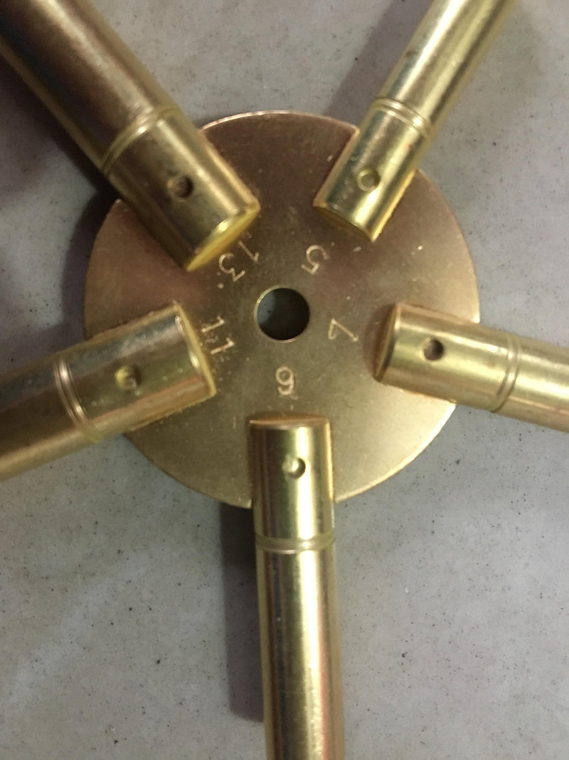 NewNest Australia - Large - Brass Clock/Watch Key Set, Odd & Even Sizes from Brass Blessing (5188) 