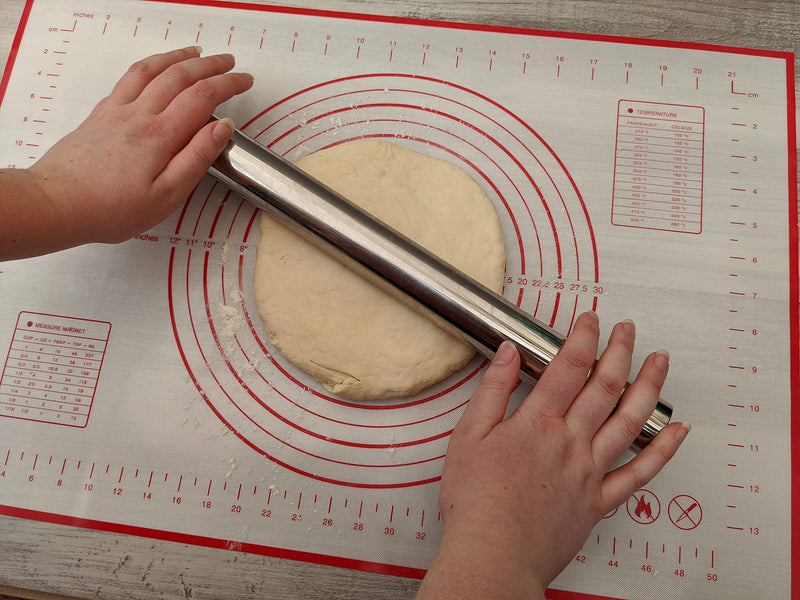 NewNest Australia - Checkered Chef Rolling Pin and Mat - Stainless Steel Rolling Pin With Silicone Non Slip/Non Stick Pastry Mat With Measurements - Perfect For Rolling Bread Dough, Pizza, Cookies and Pie Rolling Pin & Mat 