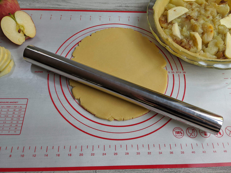 NewNest Australia - Checkered Chef Rolling Pin and Mat - Stainless Steel Rolling Pin With Silicone Non Slip/Non Stick Pastry Mat With Measurements - Perfect For Rolling Bread Dough, Pizza, Cookies and Pie Rolling Pin & Mat 