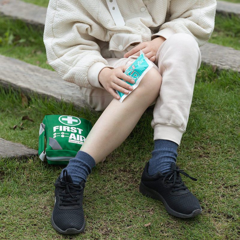 First Aid Kit -Compact First Aid Bag(175 Piece) - Reflective Bag Design- Includes 2 x Eyewash,Instant Cold Pack,Emergency Blanket for Home, Office, Vehicle,Camping, Workplace & Outdoor Green - NewNest Australia
