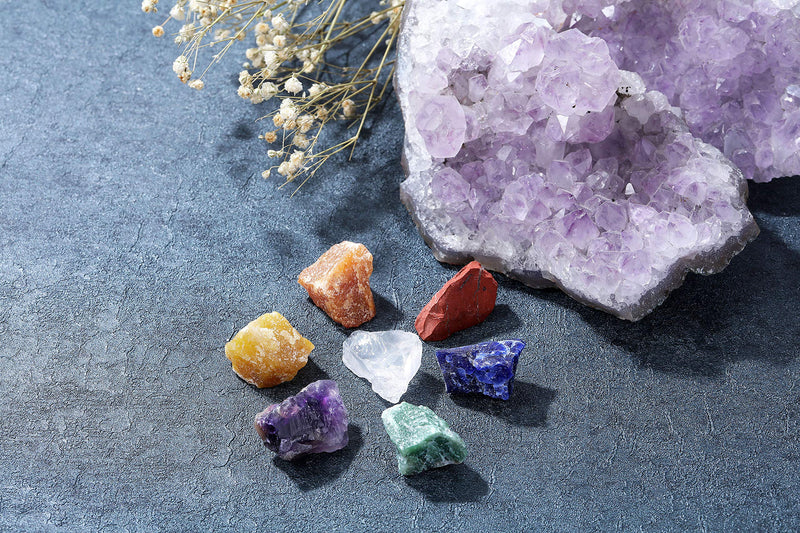 JOVIVI 7 Chakra Crystals Gemstones Healing Stones Set Reiki Rough Raw Amethyst Crystal,Clear Quartz,Sodalite,Aventurine,Yellow Jade,Red Jasper, Yoga Meditation Spiritual Gifts Crystals for Beginner 7 Chakra Crystals Healing Stones - NewNest Australia